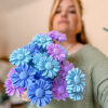 Fleur-Fondant-gerbera-bouquet-bleu